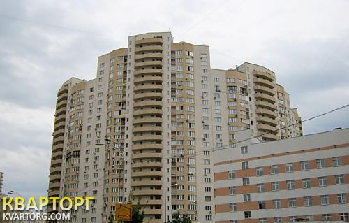 Rent out 2-room apartment. Киев, Урловская — photo 1