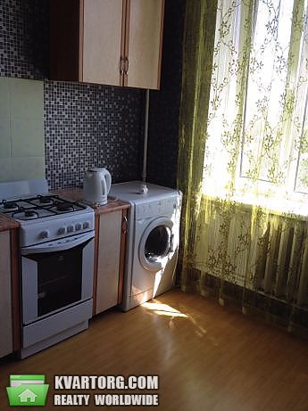 Rent out 1-room apartment. Киев, бакаллеевская — photo 5