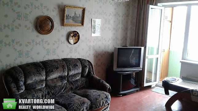 Sell 2-room apartment. Киев,  Тростянецкая — photo 1