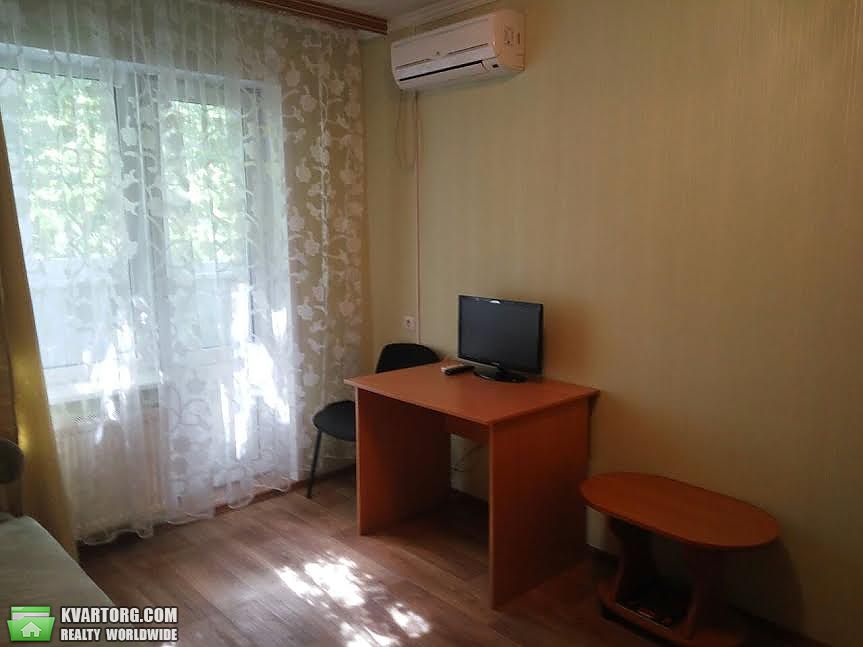 Rent out 1-room apartment. Киев, Демеевская — photo 3