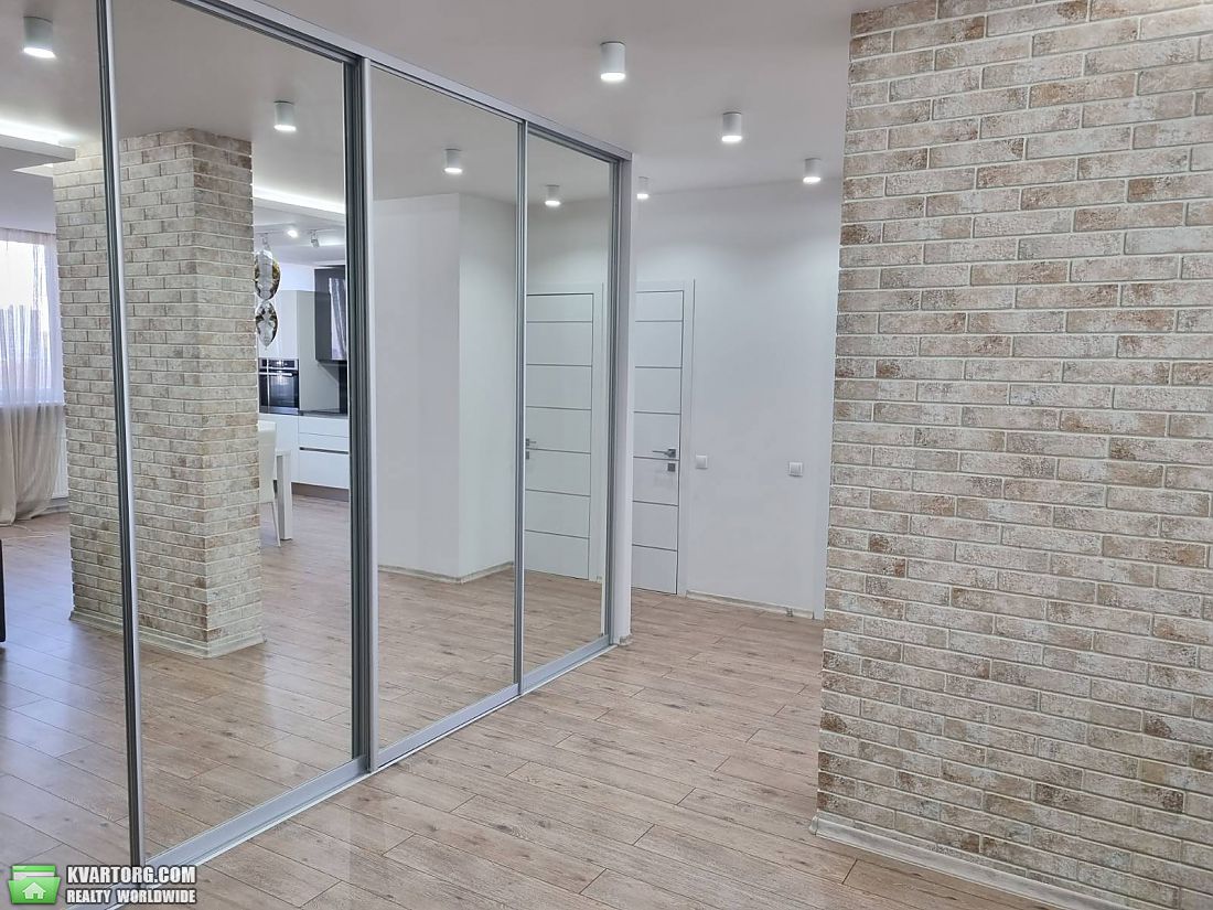 Sell 2-room apartment. Киев, Сикорского — photo 8