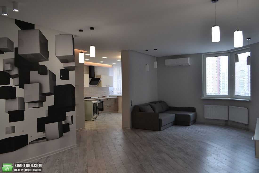 Rent out 3-room apartment. Киев,  Ломоносова — photo 1