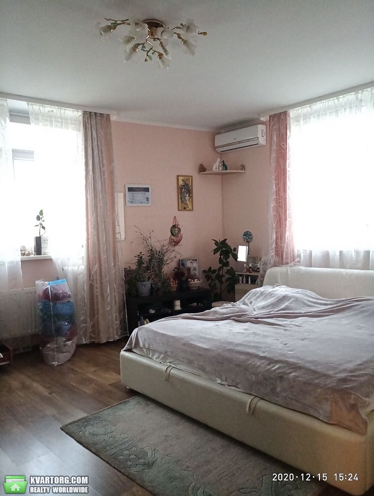 Sell 2-room apartment. Киев, семьи Кульженко — photo 1