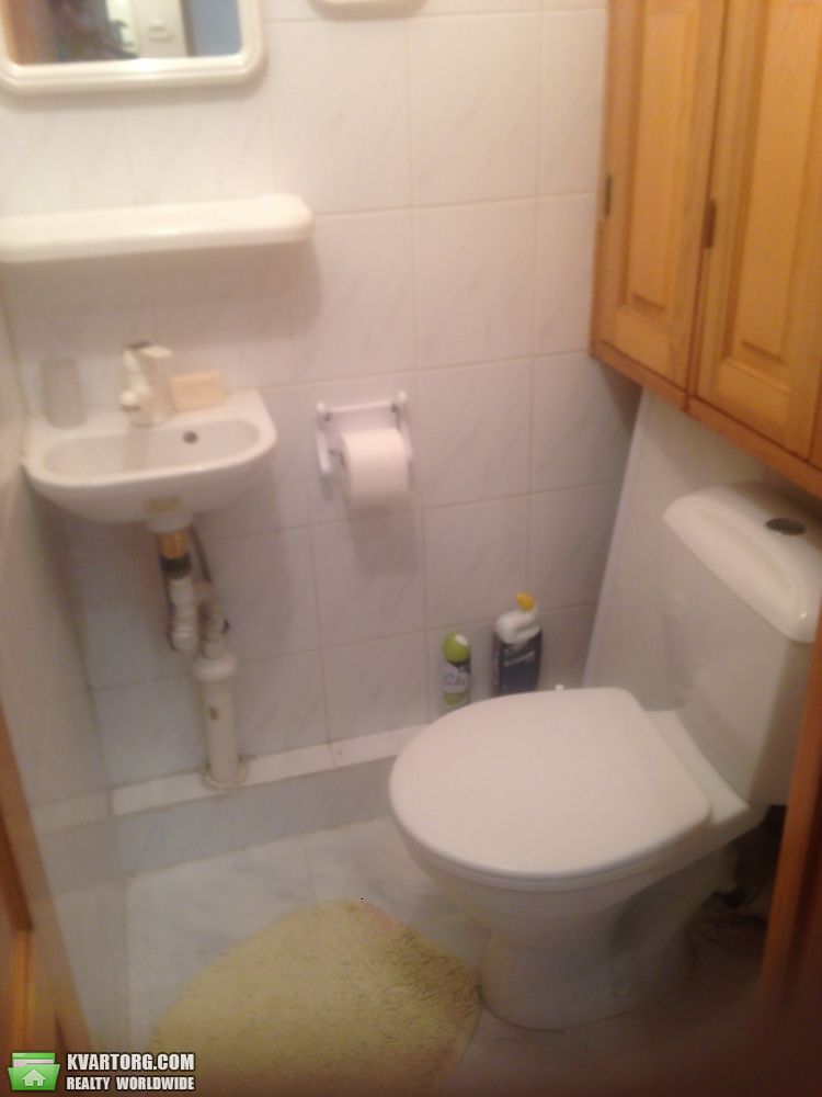 Rent out 3-room apartment. Киев,  Оболонская — photo 4