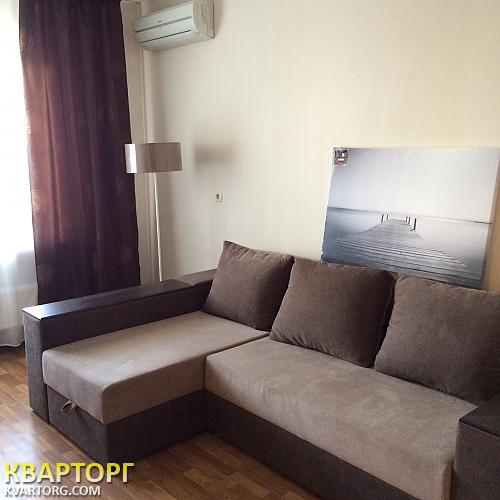 Rent out 1-room apartment. Киев,  Ревуцкого — photo 1