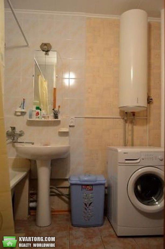 Sell 2-room apartment. Киев,  Милославская — photo 4