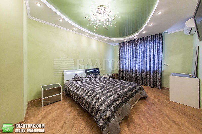 Rent out 2-room apartment. Киев,  Днепровская наб — photo 6