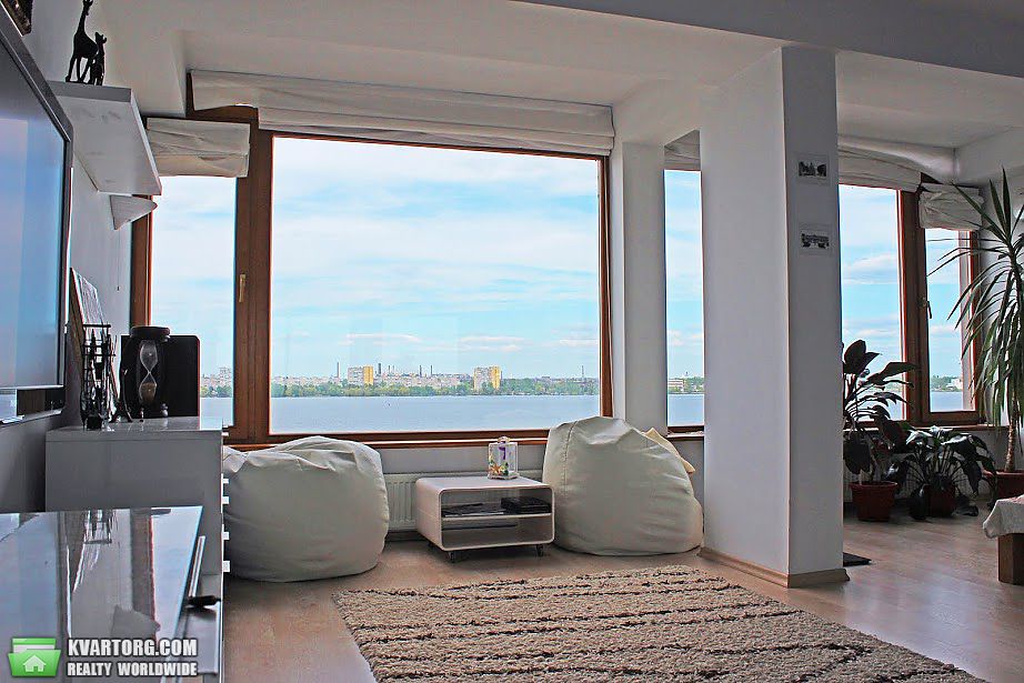 Sell 3-room apartment. Днепропетровск, Набережная Ленина — photo 2