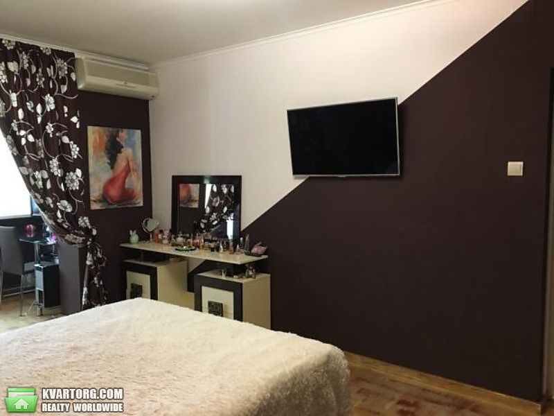 Sell 2-room apartment. Киев,  Лаврухина — photo 1