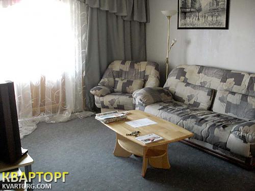 Rent out 3-room apartment. Киев, Бастионная — photo 1