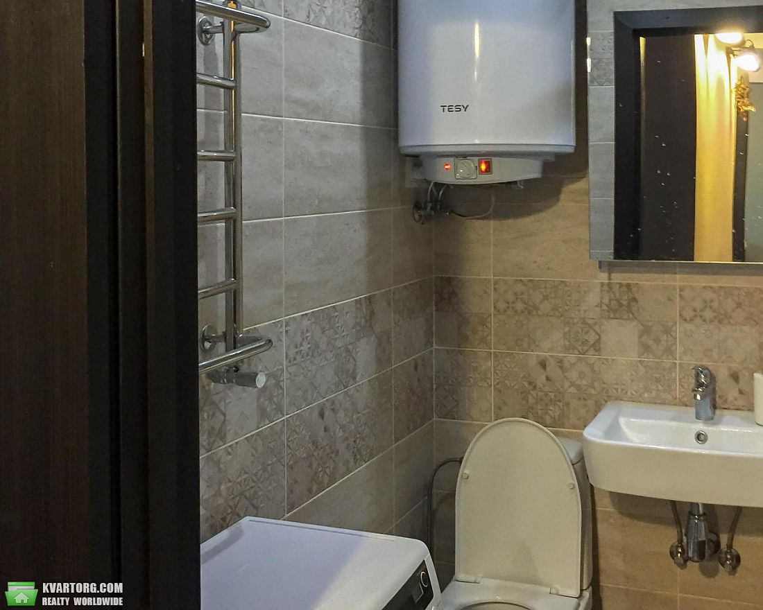 Rent out 2-room apartment. Киев,  Победы пр — photo 8