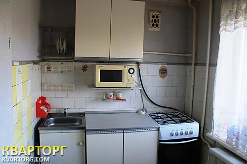 Rent out 2-room apartment. Киев,  Киото — photo 3