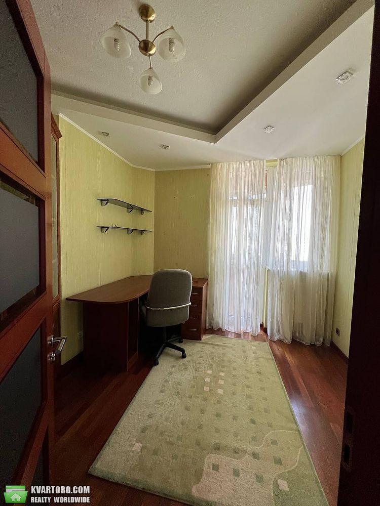 Rent out 4-room apartment. Днепропетровск, Павла Ниринберга — photo 5