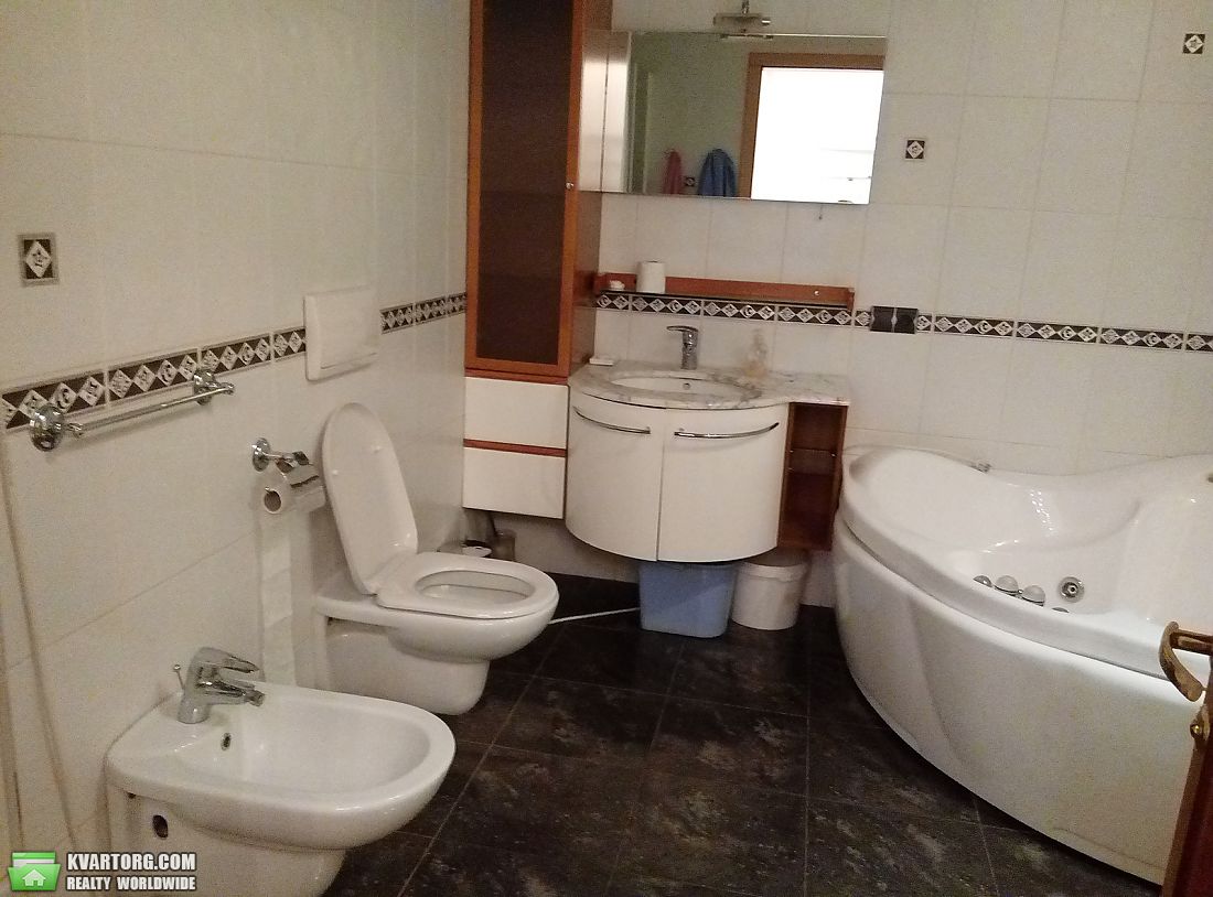 Rent out 3-room apartment. Киев,  Ковпака — photo 7