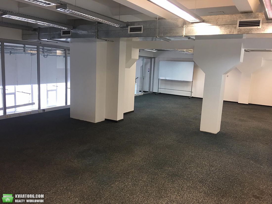Rent out office. Киев, Сурикова — photo 1