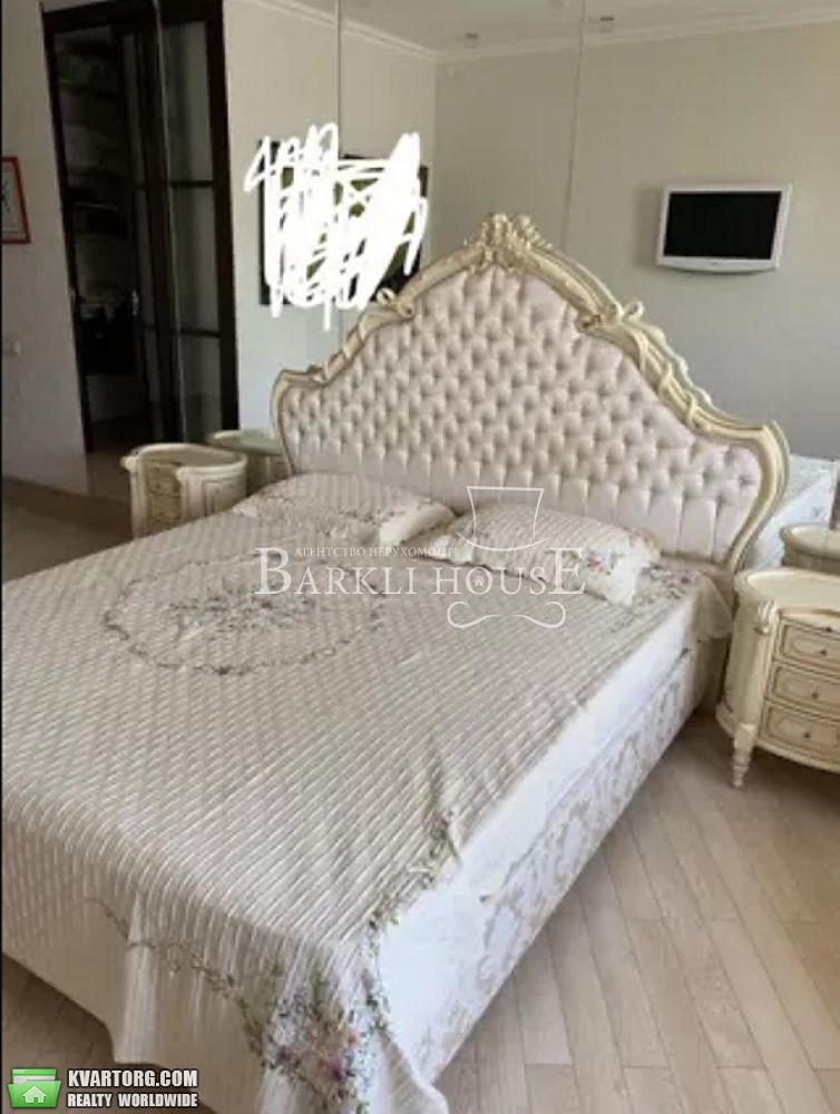 Rent out 2-room apartment. Киев,  Шота Руставели — photo 3