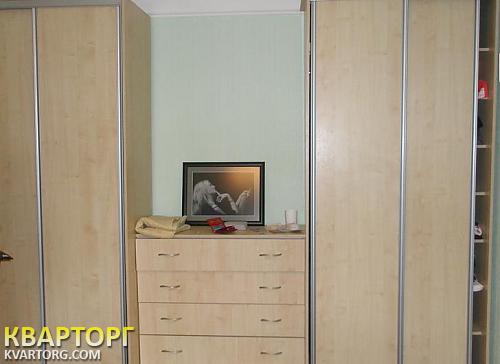Rent out 1-room apartment. Киев,  Строителей — photo 1