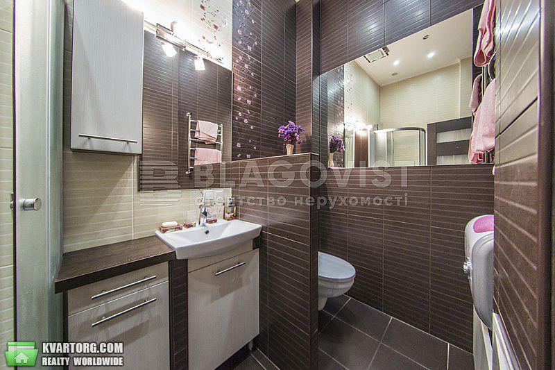 Rent out 1-room apartment. Киев,  Франко — photo 3
