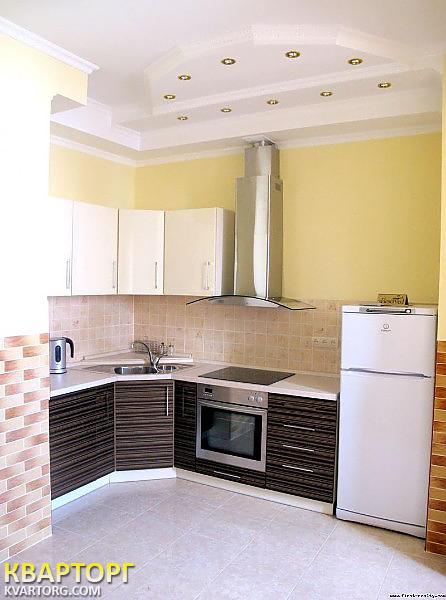 Rent out 3-room apartment. Одесса, Базарная — photo 1