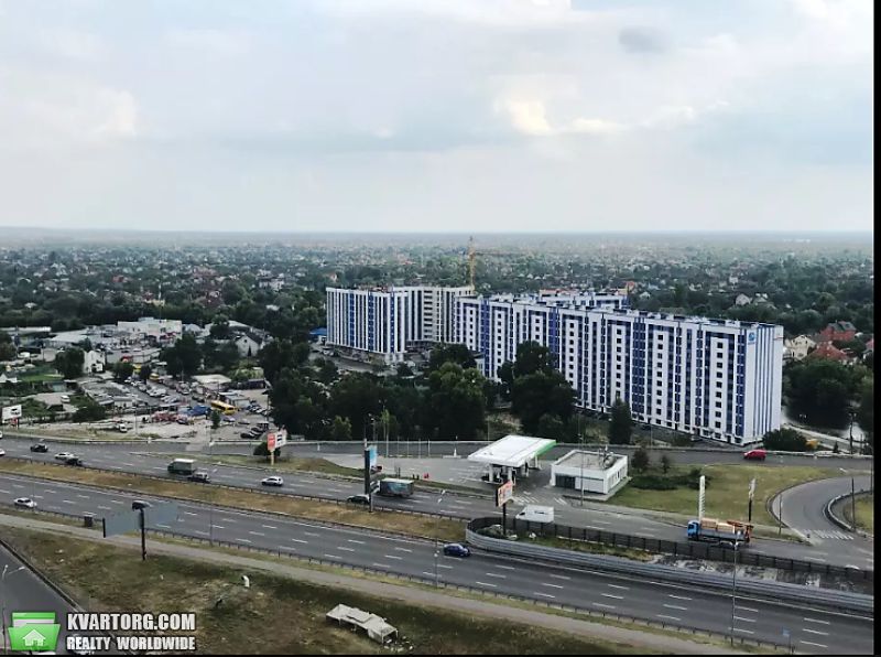 Sell 3-room apartment. Киев,  Малоземельная — photo 1