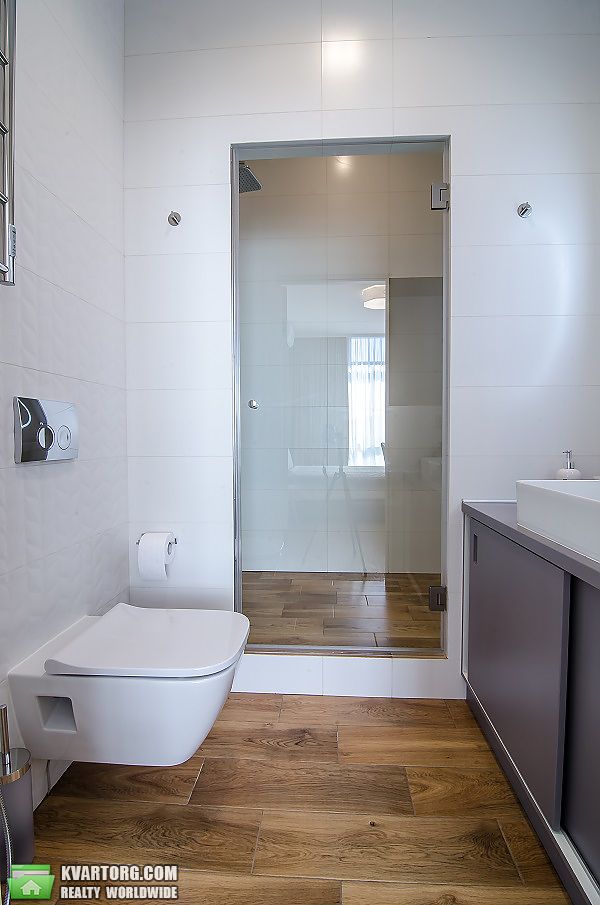 Rent out 2-room apartment. Киев,  Демиевская — photo 9