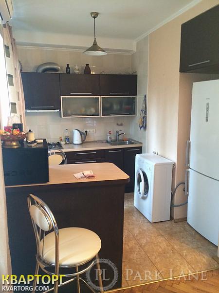 Sell 2-room apartment. Киев,  Лихачева — photo 1