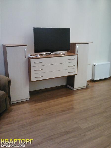 Rent out 2-room apartment. Одесса, Ильфа и Петрова — photo 9