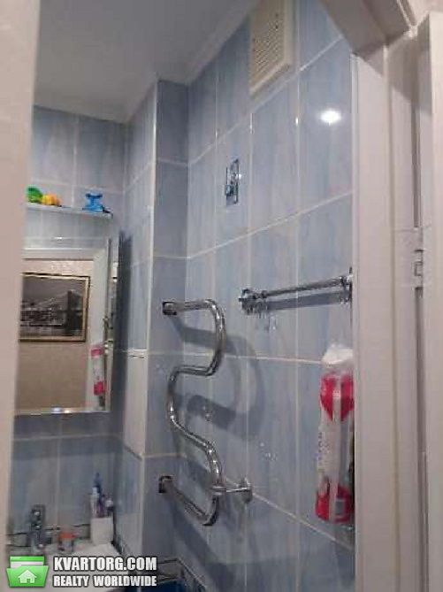 Sell 2-room apartment. Киев,  Братиславская — photo 4