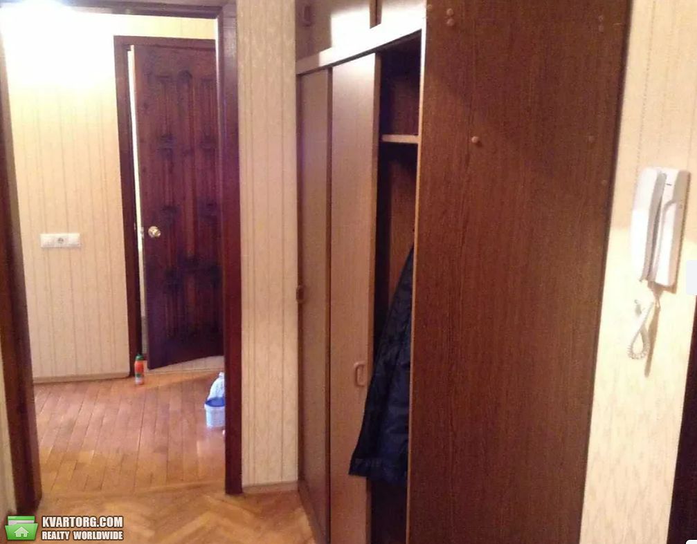 Rent out 2-room apartment. Киев, Срибнокильская — photo 8