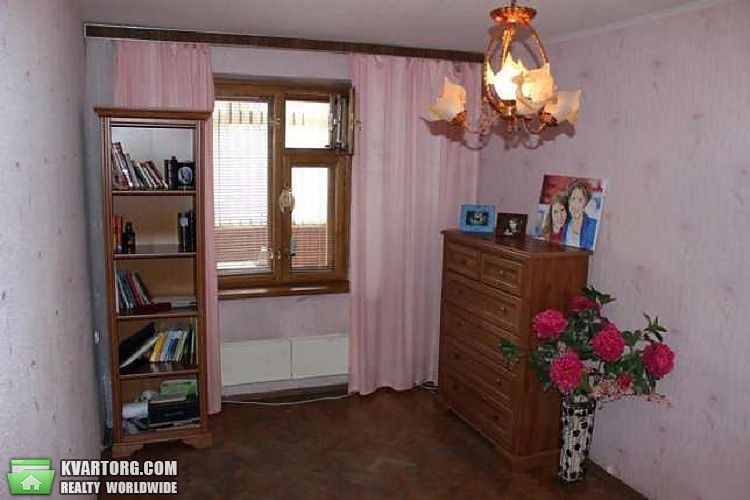Sell 2-room apartment. Киев,  Маяковского — photo 1