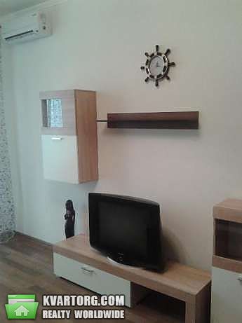 Rent out 1-room apartment. Одесса, Ильфа и Петрова — photo 1