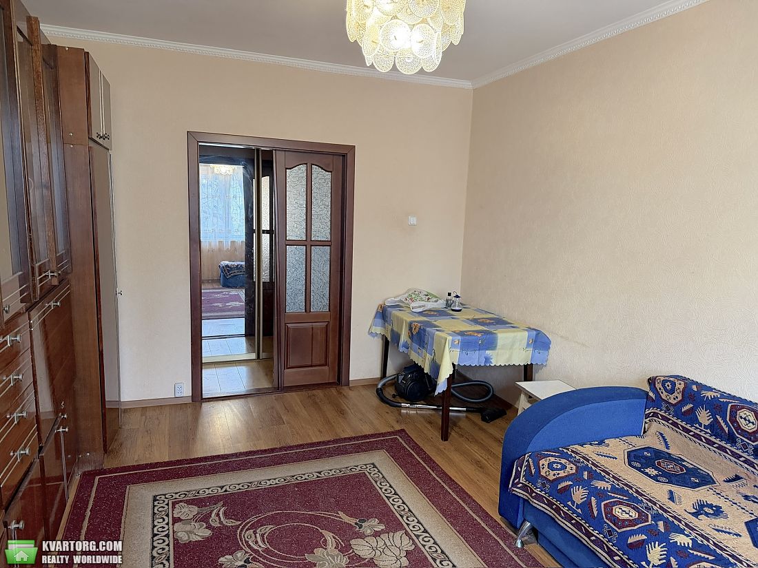 Sell 3-room apartment. Киев, Каштанова — photo 2