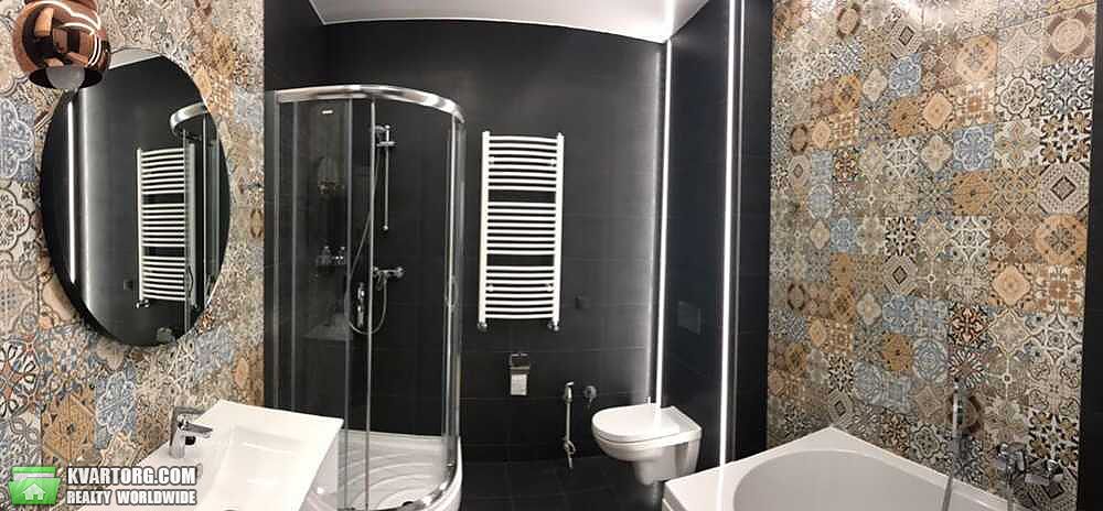 Rent out 2-room apartment. Киев,  Жилянская — photo 7