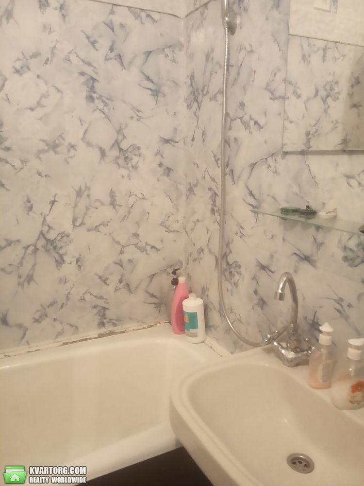 Rent out 1-room apartment. Киев, Луценко — photo 9