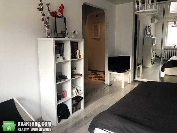 Sell 1-room apartment. Киев,  Уманская — photo 5