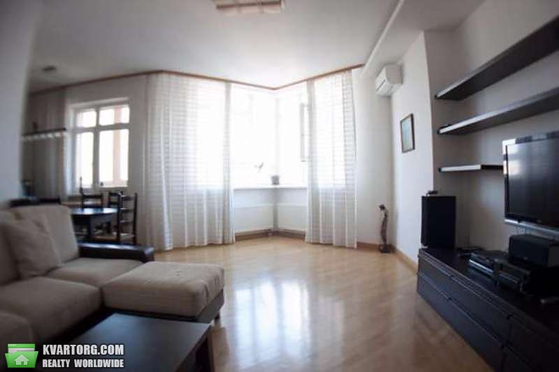 Rent out 3-room apartment. Киев, Бульварно-Кудрявская — photo 1