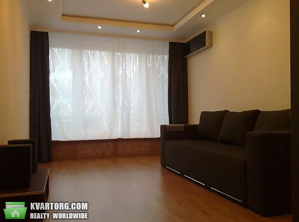 Rent out 1-room apartment. Киев, Януша Корчака — photo 1