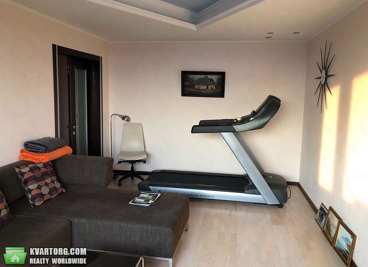 Rent out 5-room apartment. Киев,  Леси Украинки бул — photo 2