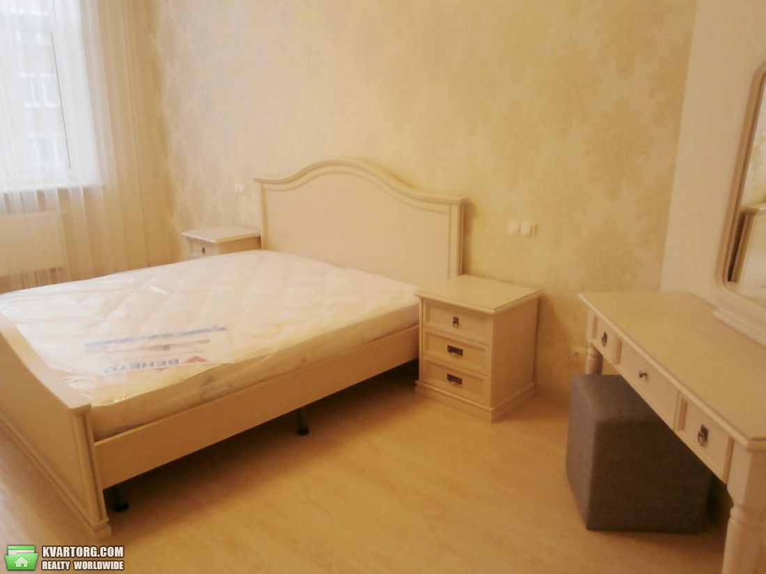 Rent out 3-room apartment. Киев,  Дмитриевская — photo 7