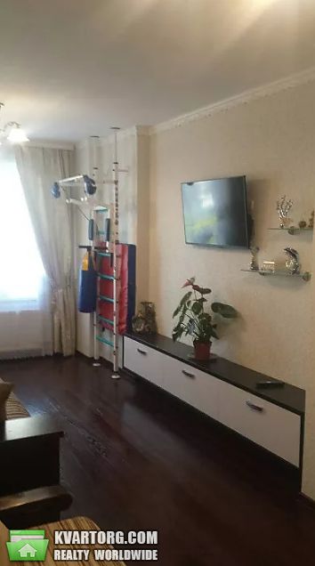 Rent out 1-room apartment. Киев, Академика Глушкова — photo 9