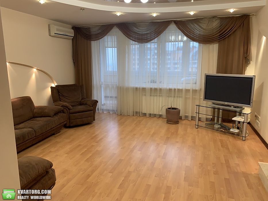 Sell 3-room apartment. Киев,  Старонаводницкая — photo 1