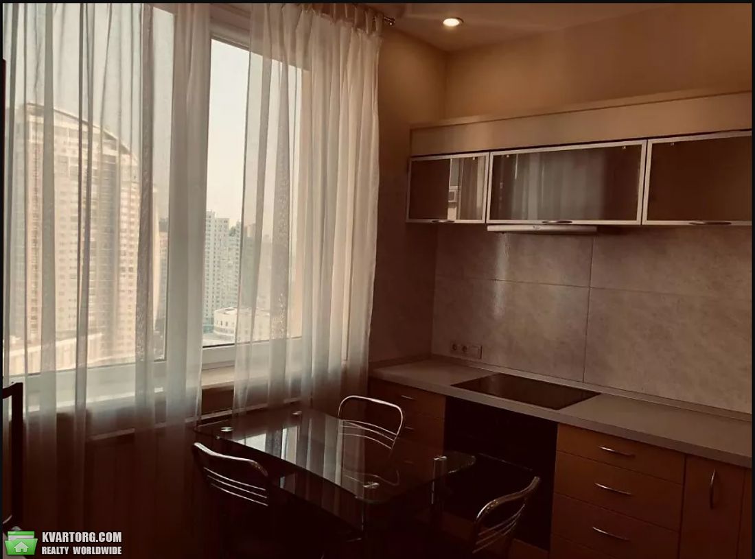 Rent out 1-room apartment. Киев, Герое Сталинграда — photo 1