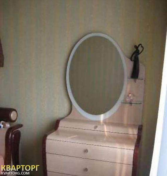 Sell 2-room apartment. Киев,  Эрнста — photo 4