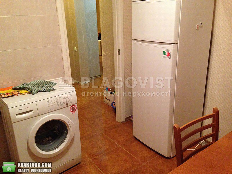 Rent out 2-room apartment. Киев,  Русановский бул — photo 6