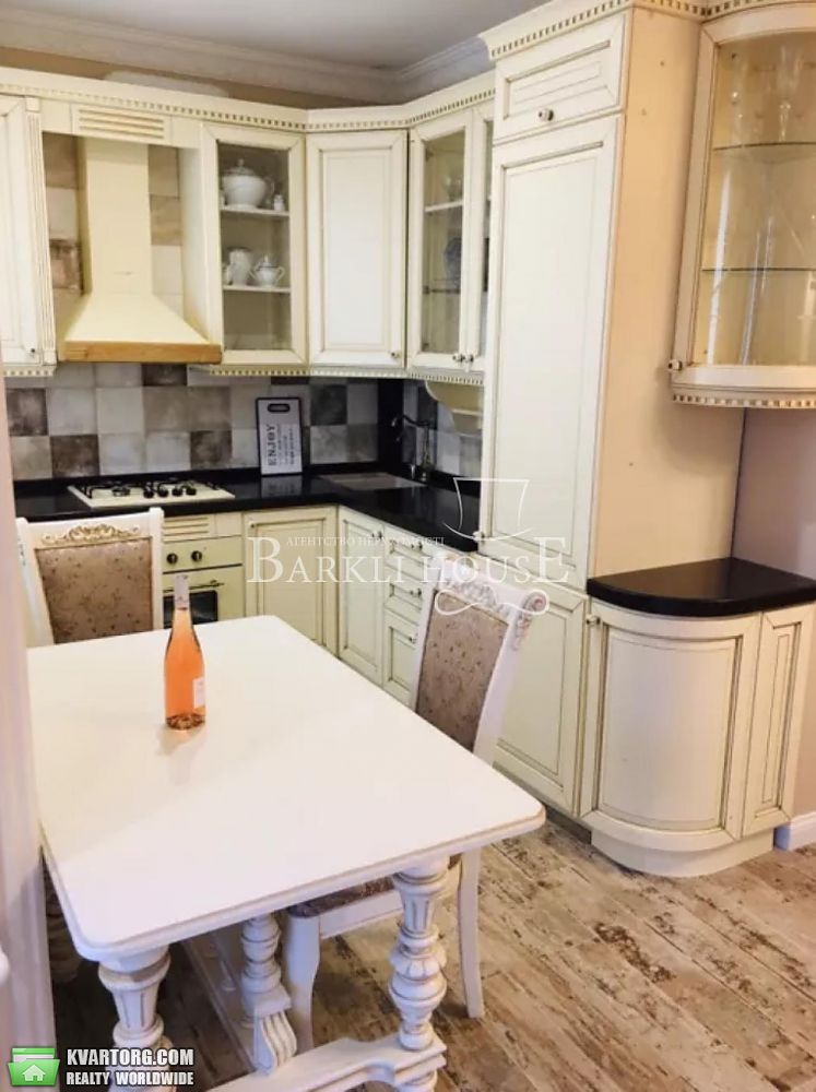 Rent out 2-room apartment. Киев,  Леси Украинки бул — photo 6