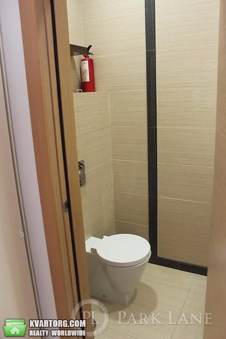 Rent out 3-room apartment. Киев,  Леси Украинки бул — photo 9