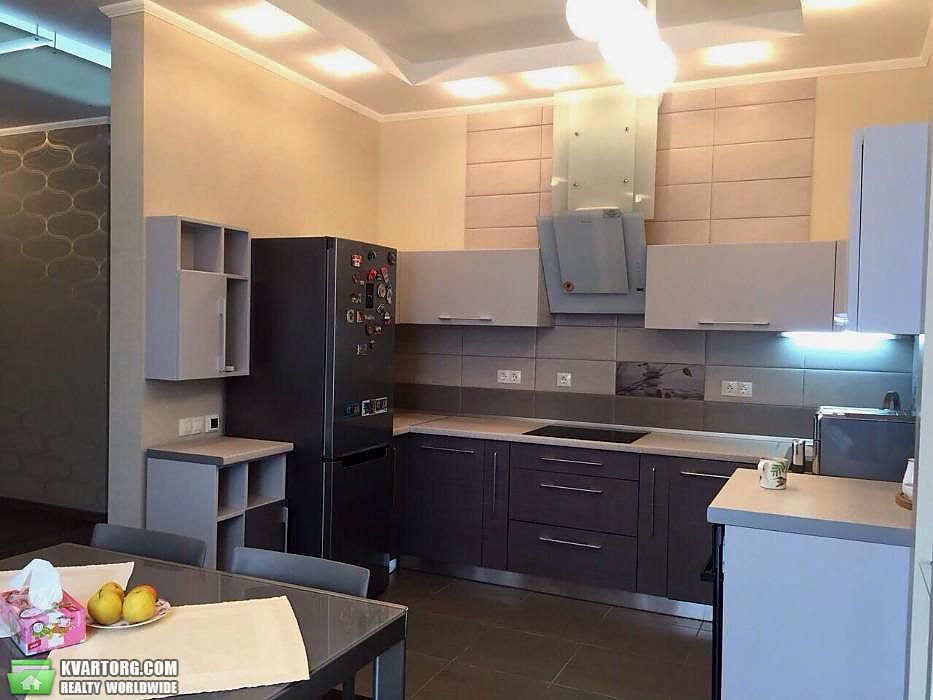 Rent out 2-room apartment. Киев, Патриса Лумумбы — photo 4