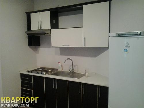 Rent out 1-room apartment. Киев, Передовая ул. — photo 2