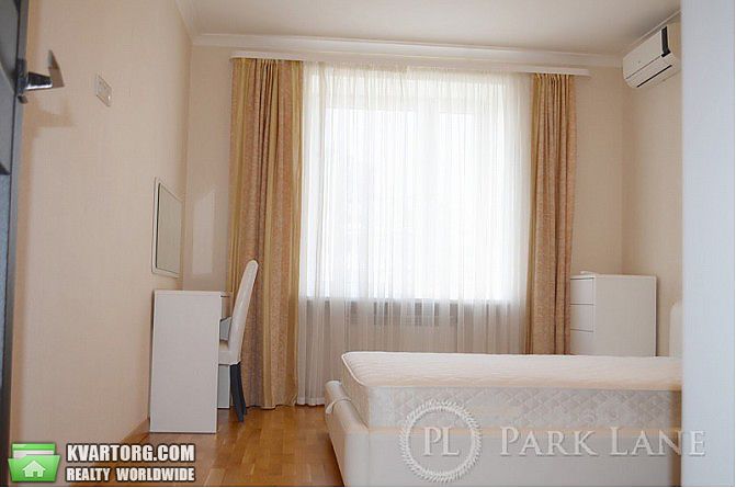 Sell 2-room apartment. Киев,  Харьковское шоссе — photo 1