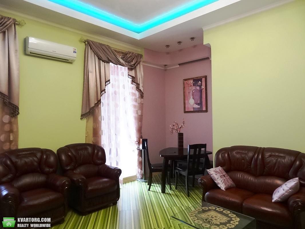 Rent out 2-room apartment. Киев, Франка Ивана — photo 3